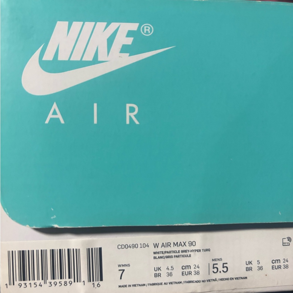 Nike Air Max 90 in White and Turquoise